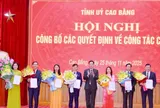 Tỉnh ủy Cao Bằng trao quyết định về công tác cán bộ