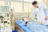 Bệnh viện sáng đèn xuyên Tết, vì sức khỏe người dân
