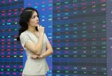 VN-Index rung lắc mạnh, dòng tiền xoay vòng nhóm ngân hàng, dầu khí
