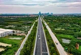 Việt Nam sở hữu một tuyến cao tốc đẹp như Châu Âu, được xây dựng theo tiêu chuẩn quốc tế
