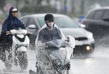 Miền Bắc bất ngờ đón gió mùa Đông Bắc từ tối nay, nhiều nơi mưa to đến rất to
