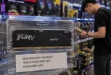 Khủng hoảng chip nhớ toàn cầu khiến giá laptop, RAM, SSD tăng phi mã, người dùng Việt phải chờ đến khi nào?