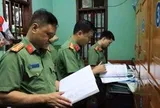 Khởi tố 2 Phó Chủ tịch xã Phùng Văn Quang SN 1979 và Trương Xuân Hữu SN 1983