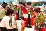Ngân hàng, bảo hiểm đua chuyển đổi số