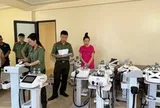 Công an khám xét cơ sở điều trị bệnh xương khớp trái phép "Phúc Tâm 8", tạm giam 3 đối tượng với giao dịch hơn 9 tỷ đồng