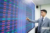 VN-Index tăng tốc về 1.800 điểm, cơ hội đi cùng áp lực chốt lời