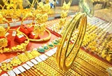 Giá vàng hôm nay (27/8): Không giữ được thế cân bằng