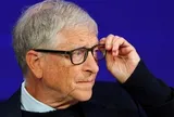 Bill Gates cảnh báo về "thời kỳ biến động nhất lịch sử": Đề xuất đánh thuế AI và thành lập "khu bảo tồn công việc cho con người"