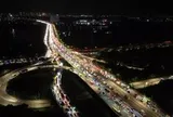 Đêm 28/8, dòng xe rời Hà Nội vẫn nối dài ở cửa ngõ phía Nam