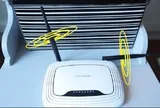 Lời khuyên cho những gia đình đang dùng bộ phát Wi-Fi, chỉnh ăng ten bộ phát sao cho mạng "khỏe"