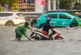 Hà Nội mưa lớn nhất từ đầu mùa