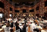 Xuất hiện văn phòng bán bất động sản được thiết kế như thư viện khổng lồ ở TP.HCM, hàng trăm người nườm nượp kéo đến check-in
