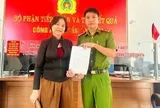 Nghe cuộc gọi lạ, cụ bà SN 1957 cúp máy, lập tức trình báo công an