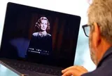 AI ‘hồi sinh’ nữ minh tinh Hollywood Greta Garbo để... đóng quảng cáo