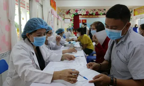 Thẩm quyền quyết định giá dịch vụ khám chữa bệnh