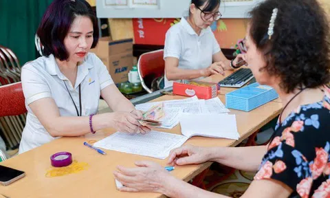 5 năm, khoảng 340.000 viên chức mất việc
