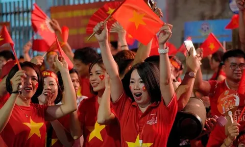 Hà Nội bắt đầu tặng mỗi người dân 100.000 đồng dịp 2/9