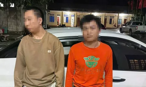Bí ẩn 2 người nước ngoài không giấy tờ được người lạ thuê tài xế chở ra Hà Nội với giá 7 triệu đồng