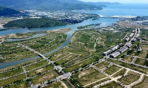 Đất nền tại nơi sắp có siêu đô thị lấn biển 14 tỷ USD bất ngờ có "biến", nhà đầu tư đổ về