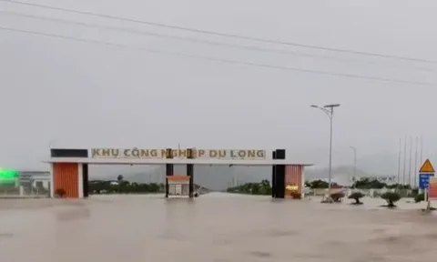 Khu công nghiệp Du Long chìm trong biển nước, 6.000 công nhân phải nghỉ việc