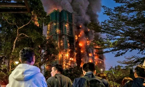 Cháy chung cư 94 người chết ở Hong Kong: Drone và công nghệ mới có ngăn được thảm họa?