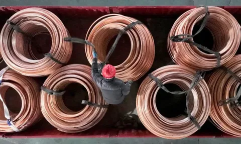 THỊ TRƯỜNG HÀNG HÓA: Kim loại kéo MXV-Index đi lên, đường chưa thoát áp lực dư cung