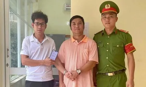 Tài khoản bất ngờ nhận 330 triệu "từ trên trời rơi xuống", người đàn ông lập tức báo công an