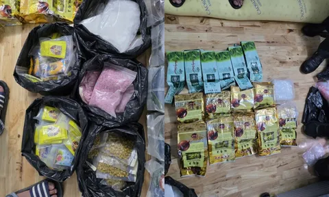 Choáng ngợp lô hàng cấm trong đường dây xuyên quốc gia giao dịch 1.500 tỷ đồng