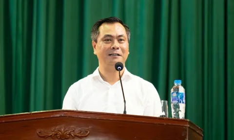 Lật tẩy chiêu 'ăn chặn' tiền A80 của Hiệu trưởng Cao đẳng Du lịch Hà Nội