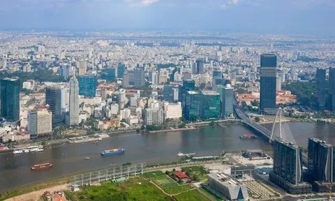 TPHCM xây dựng 2 cầu bộ hành, chuẩn bị đón Tết 2026