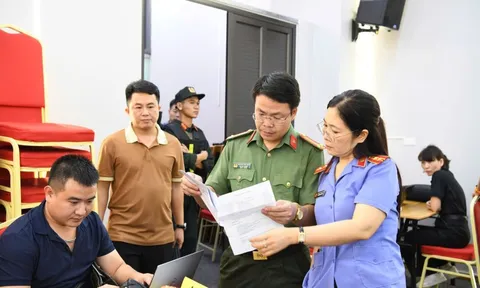 Ra quyết định khởi tố Nguyễn Thị Huyền sinh năm 1978