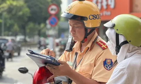 Không phải người dân nào cũng biết: Đi xe quá chậm cũng bị phạt tới tiền triệu