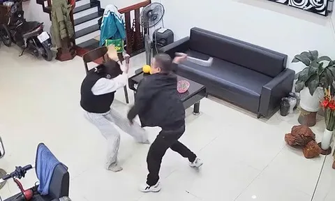 Hé lộ nguyên nhân chồng dùng dao truy sát vợ, con gái tại quán cắt tóc