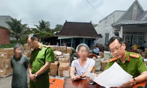 Khám xét khẩn cấp 3 địa điểm, bóc gỡ đường dây tội phạm quy mô lớn của đôi vợ chồng