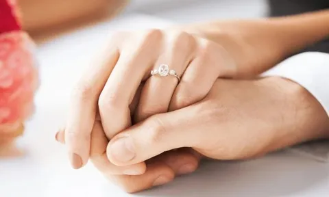 Xu hướng kết hôn muộn và hệ lụy kéo dài