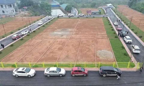 Ồ ạt phân lô bán nền, 'thổi giá' đất vùng ven Hà Nội 'ăn theo' thông tin quy hoạch