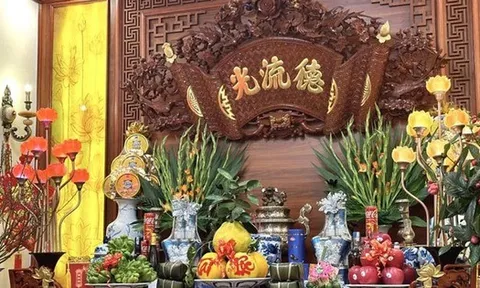 4 thứ tuyệt đối không để trên bàn thờ ngày Tết
