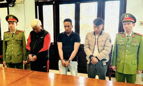 Ra quyết định bắt tạm giam Giám đốc Trần Hải Sinh SN 1960 và thuộc cấp