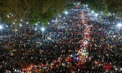 300.000 người đổ về Hội Xuân núi Bà Đen năm 2026