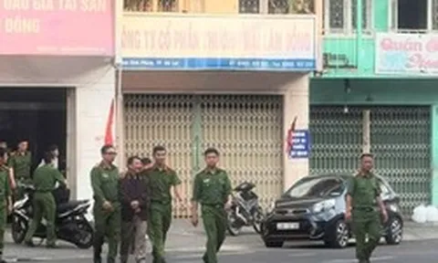 Khám xét nhà riêng Giám đốc Trung tâm Dịch vụ Đấu giá tỉnh Lâm Đồng