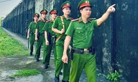 Các cán bộ, chiến sĩ thuộc diện này sẽ nhận được khoản hỗ trợ 5 triệu đồng/tháng từ 1/4