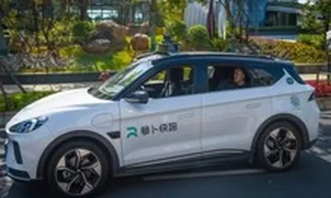 Hàng loạt robotaxi 'chết cứng' ở Trung Quốc: Công nghệ vượt trước, an toàn theo sau?