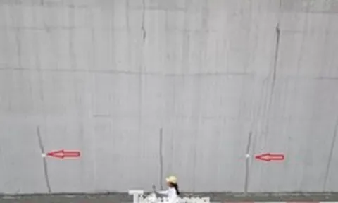 Các vết nứt tại hầm chui Lê Văn Lương xuất hiện ra sao, chuyên gia cảnh báo gì?