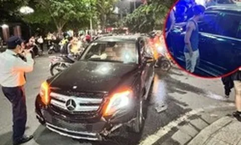 Hiện trường vụ Mercedes đâm liên hoàn trong khu đô thị cao cấp ở Hà Nội, danh tính tài xế