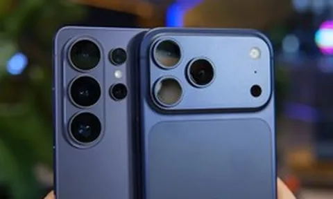 Điện thoại Samsung rơi vỡ sửa lúc nào cũng "xót tiền" hơn: Phải chăng đây là lý do dân tình chuộng iPhone?