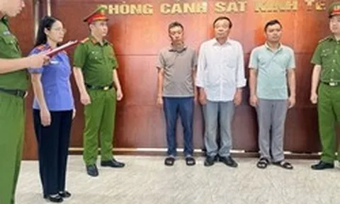 Bắt tạm giam nguyên chủ tịch xã Phạm Văn Nhị và 2 chủ doanh nghiệp