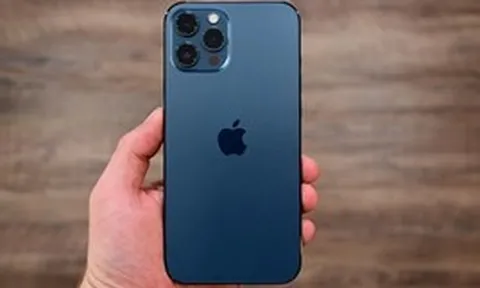 5 chiếc iPhone cũ rớt giá mạnh, đáng mua nhất ngay lúc này