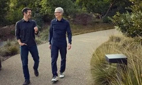 Tim Cook chỉ còn vài tháng làm CEO Apple: Canh bạc AI cuối cùng trước ngày chuyển giao quyền lực