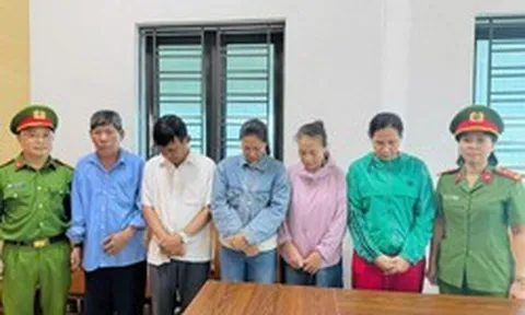 Ra quyết định khởi tố, cấm xuất cảnh Đặng Thị Hương SN 1968