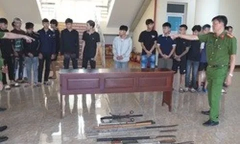 Ra lệnh bắt khẩn cấp Hồ Viết Huy 20 tuổi